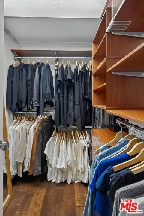 315 N Swall Drive 103, Beverly Hills, California, United States. - Photo 19