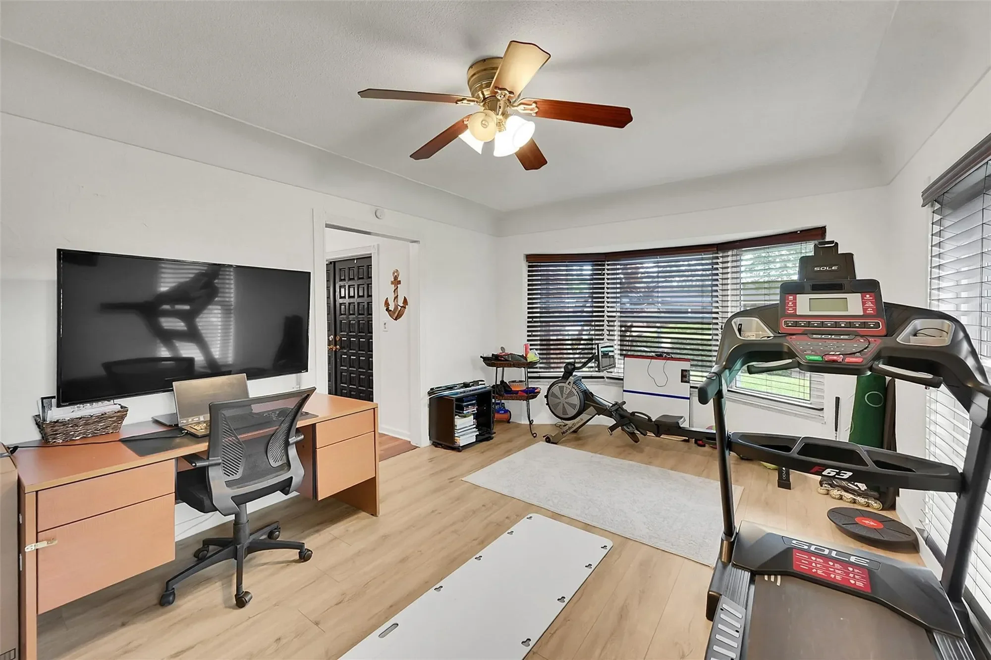 3999 NE 15th Ave, Oakland Park, Florida, United States. - Photo 42