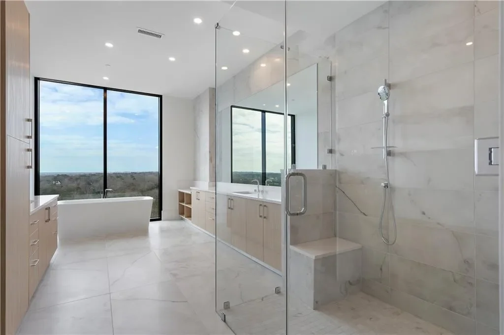 Gallery photo 10