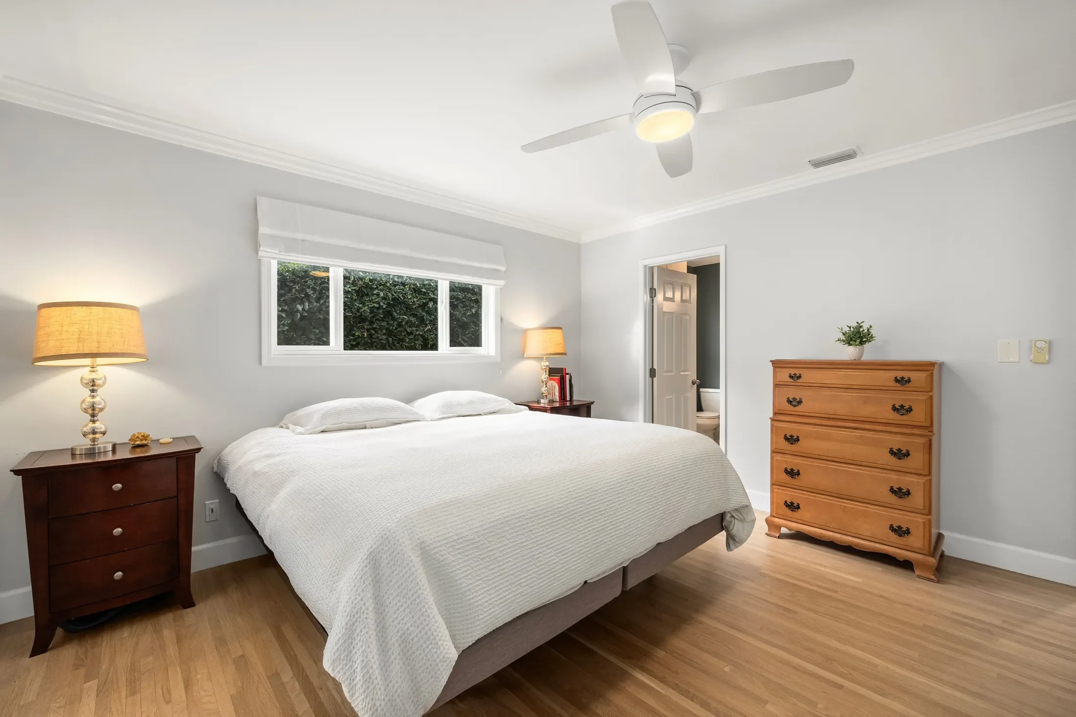 16600 Gilmore Street, Van Nuys, CA 91406, Los Angeles, California, United States. - Photo 25