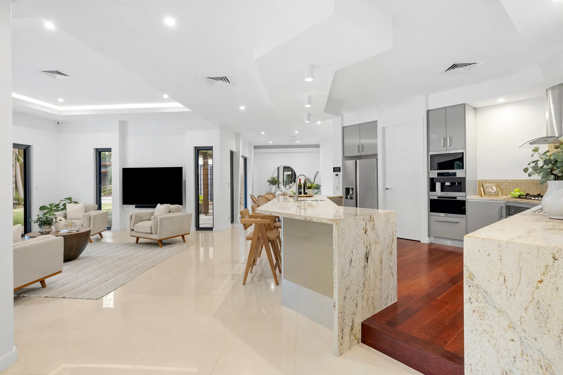 Gallery photo 6