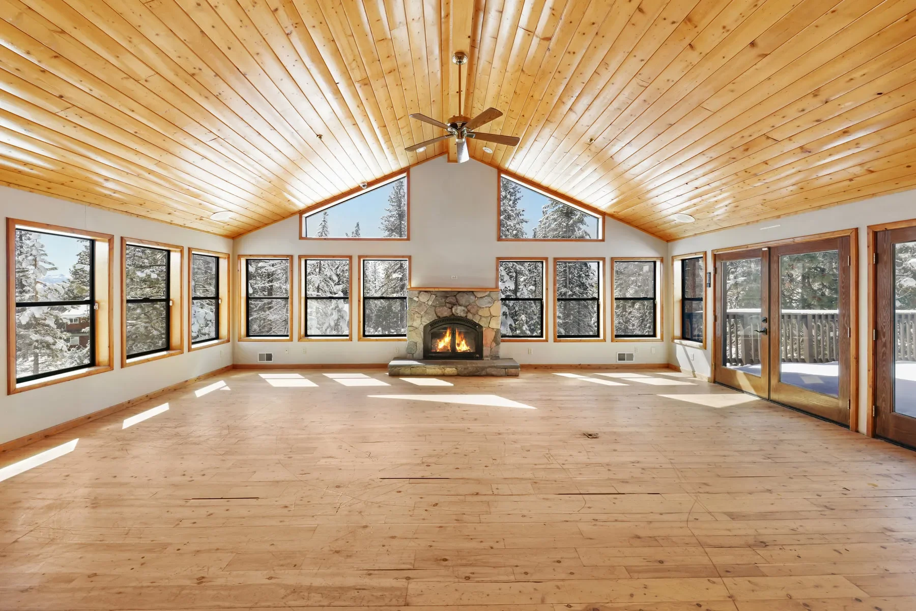 3096 North Lake Blvd, Tahoe City, CA 96145, Tahoe City, California, United States. - Photo 18