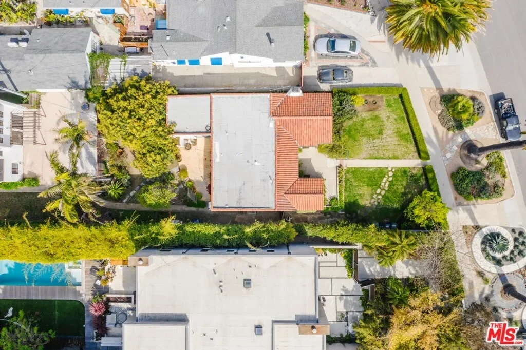 3875 Marcasel Avenue, Los Angeles, California, United States. - Photo 6