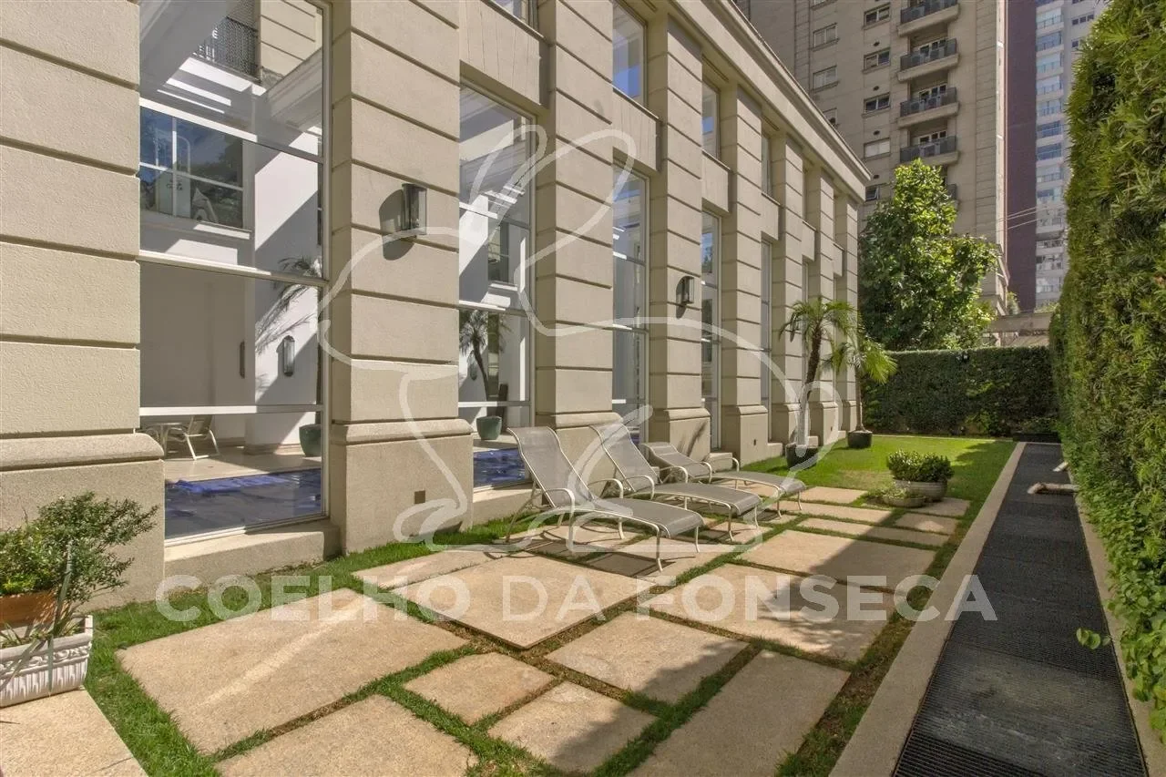 Exterior photo 7
