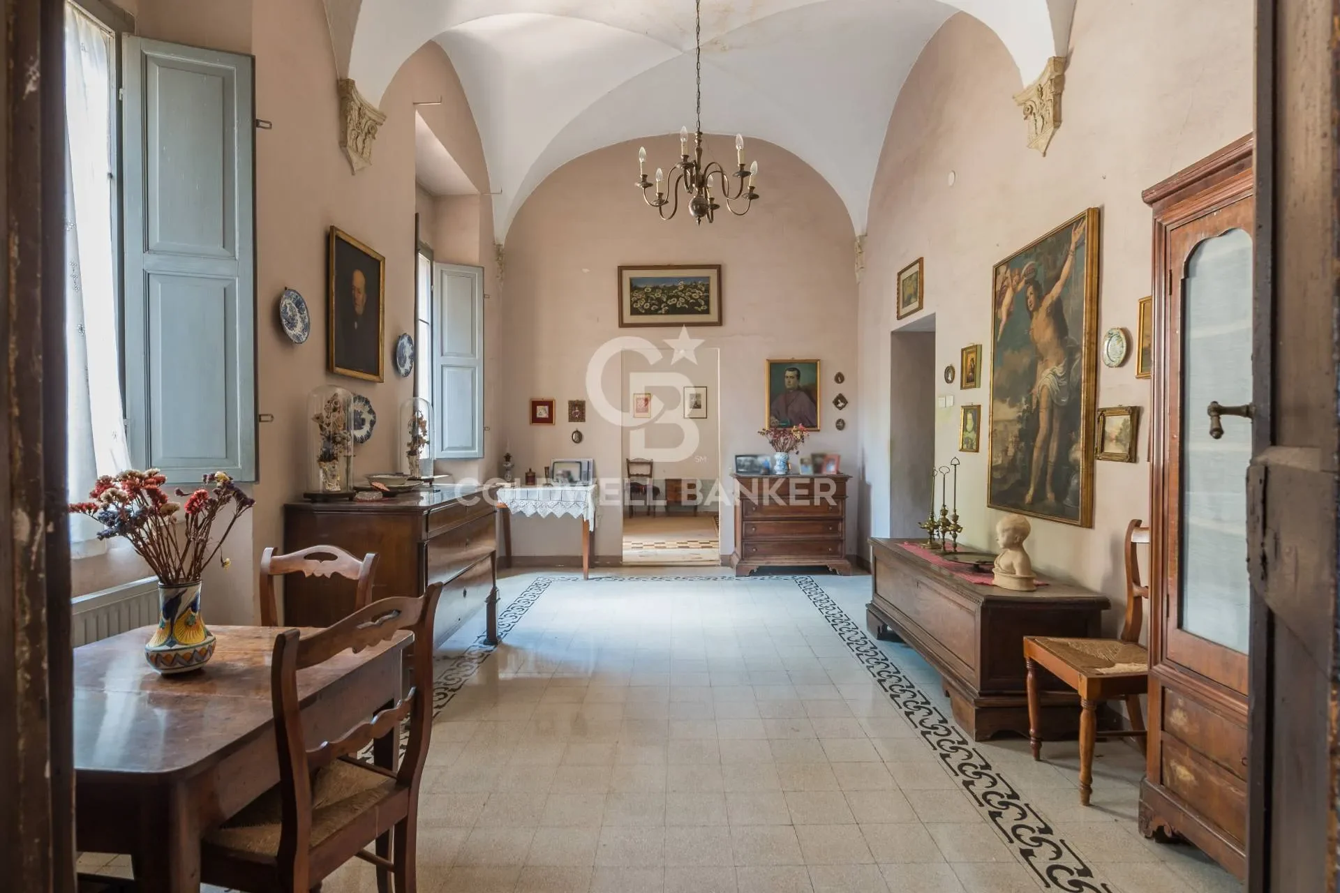 Gallery photo 6