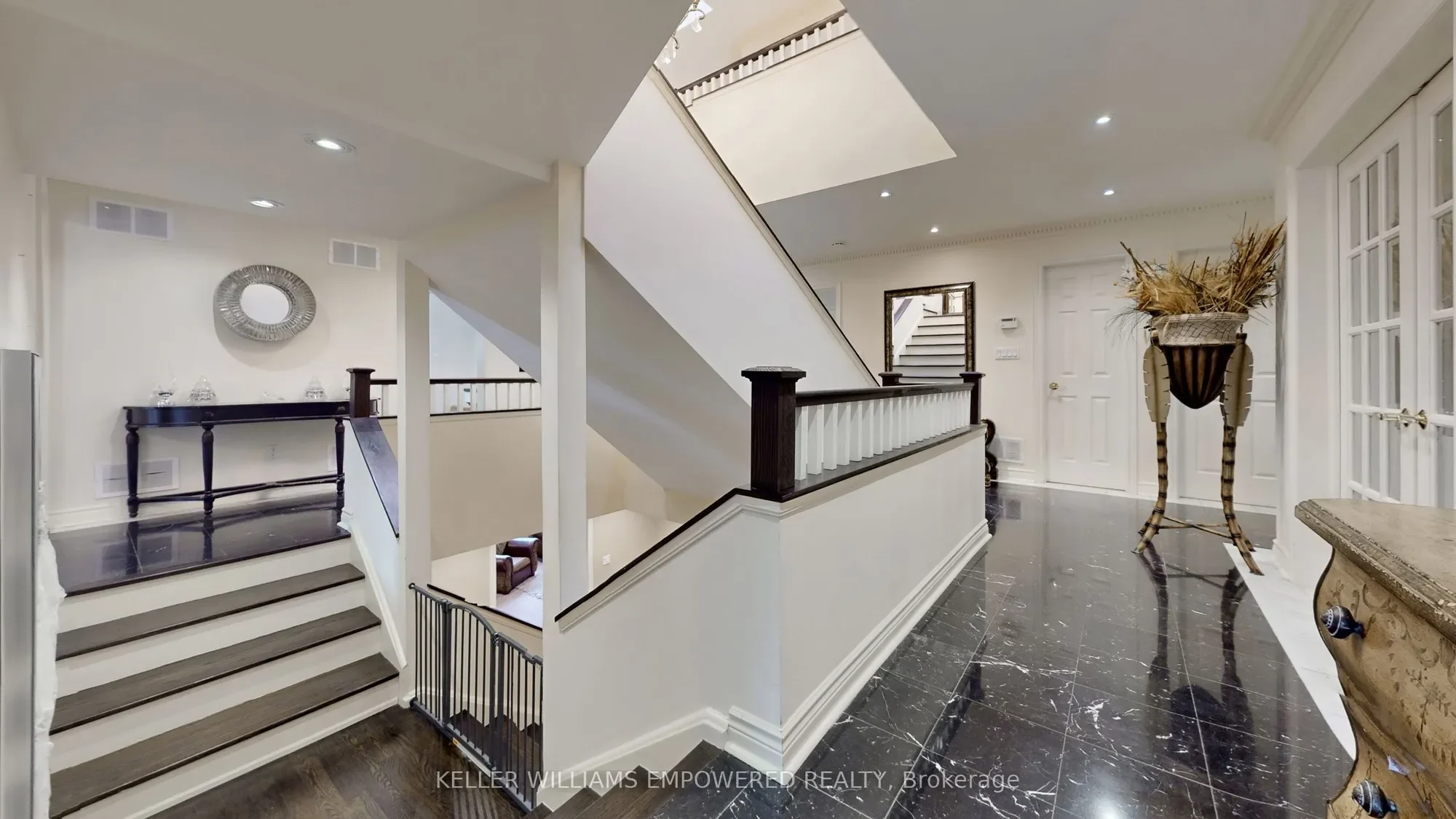 788 Woodland Acres Crescent, Vaughan, ON L6A 1G2, Vaughan, Ontario, Canada. - Photo 37
