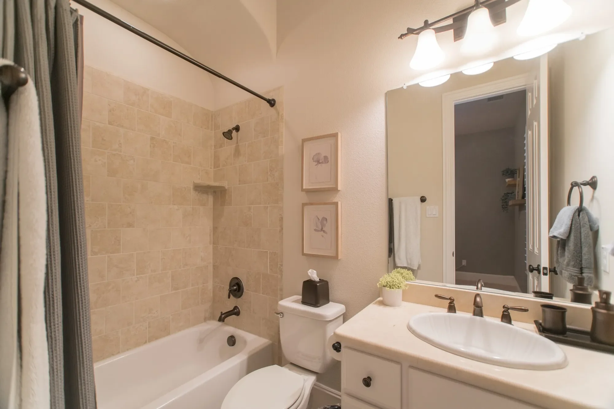 46 S Shasta Bend Circle, The Woodlands, TX 77389, The Woodlands, Texas, United States. - Photo 16