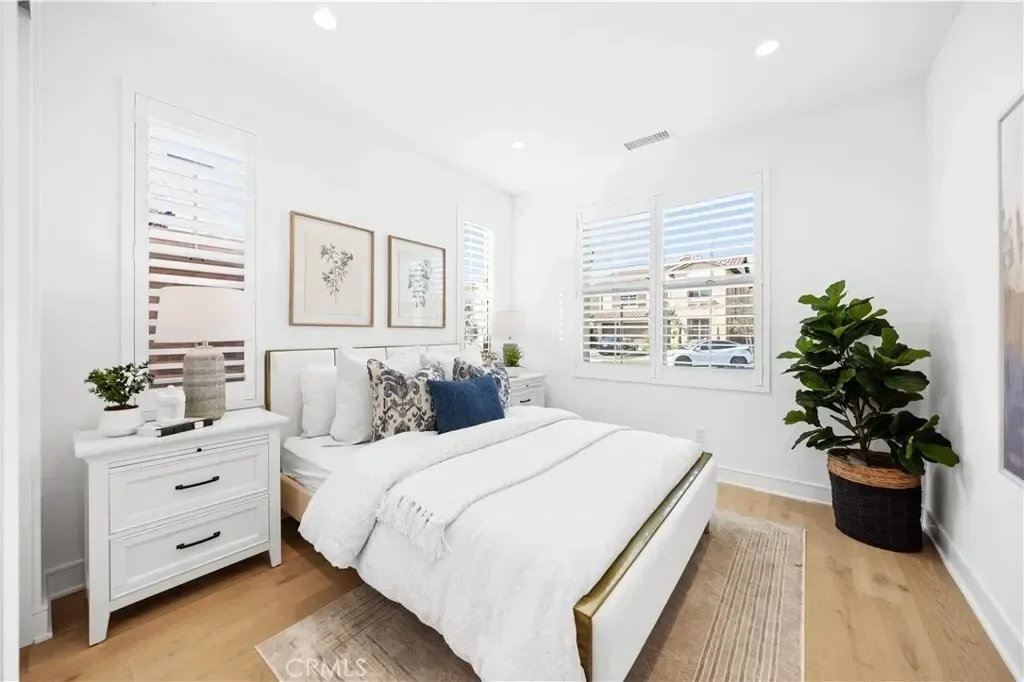 106 Albero, Irvine, California, United States. - Photo 22