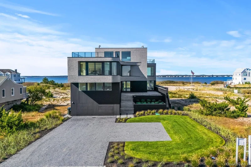 780 Dune Road, Westhampton Beach, New York, United States. - Photo 7