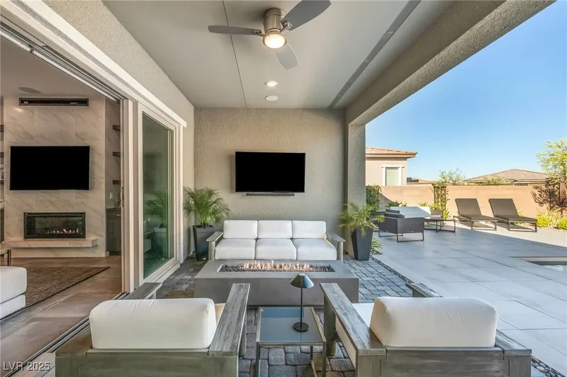218 Springbough Lane, Las Vegas, Nevada, United States. - Photo 30