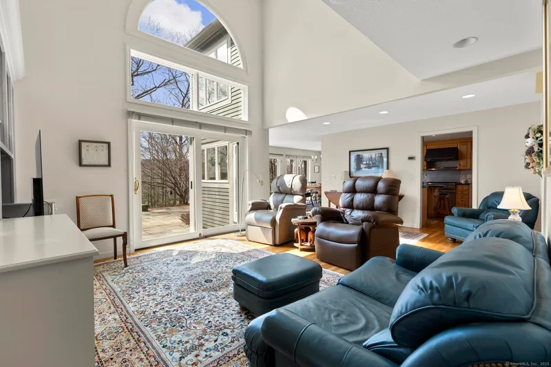 29 High Point Drive, East Hampton, Connecticut, United States. - Photo 18