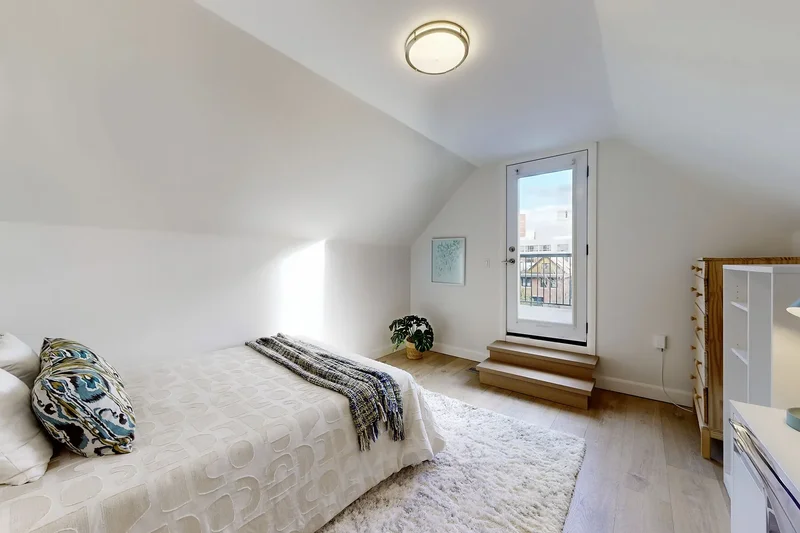 217 Pearson Ave, Toronto, ON M6R 1G6, Toronto, Ontario, Canada. - Photo 40