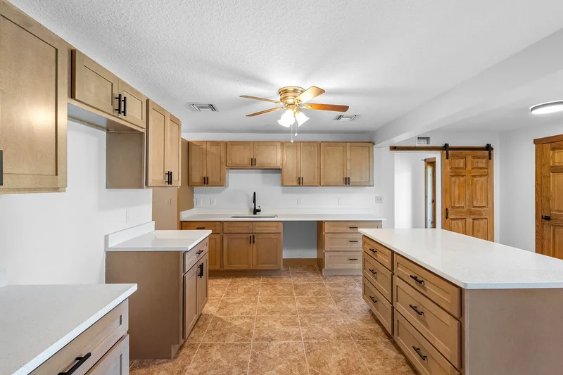 11401 Thonotosassa Road, Thonotosassa, FL 33592, Thonotosassa, Florida, United States. - Photo 32