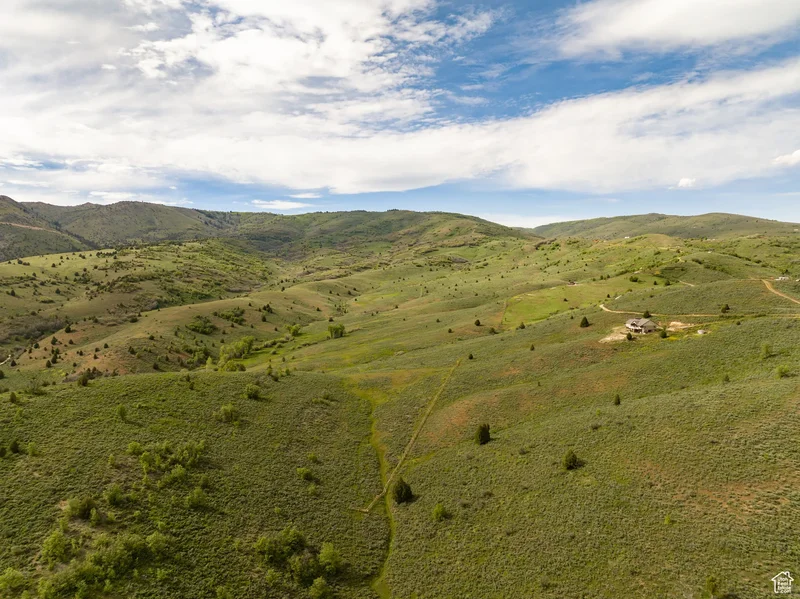 2013 N RIVER VIEW CIR, Huntsville, Utah, United States. - Photo 36