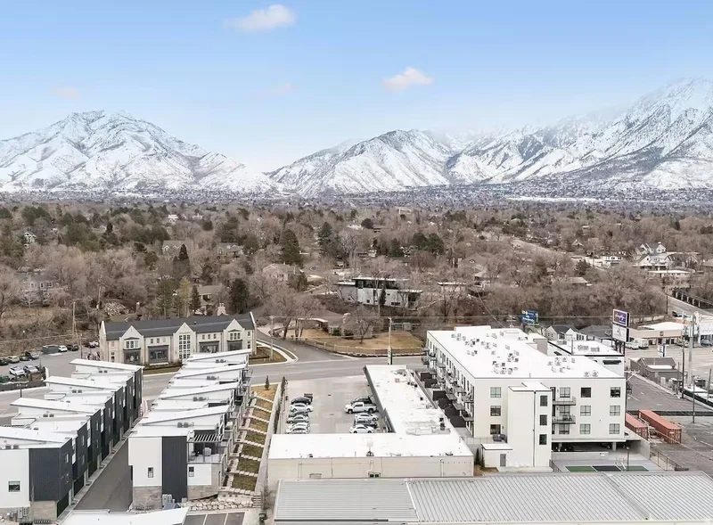 1538 E TALO CT, Salt Lake City, Utah, United States. - Photo 32