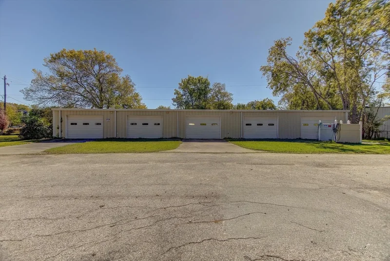 4123 Crosby Cedar Bayou Road, Baytown, Texas, United States. - Photo 20