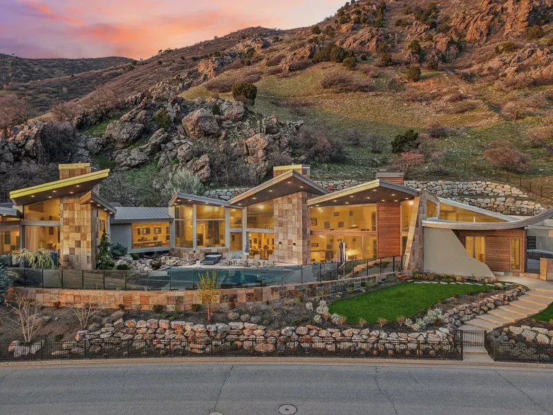 4141 E Canyon Estate Drive, Cottonwood Heights, Utah, United States. - Photo 27