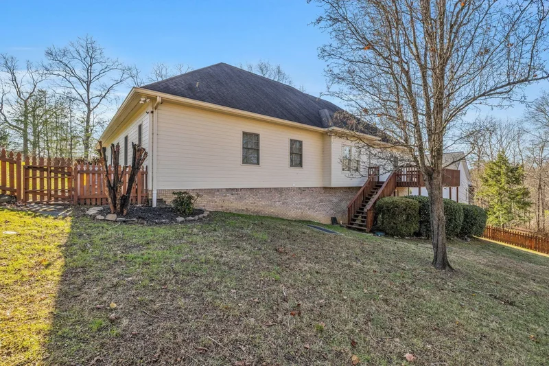 1096 Harbor Landing Drive, Soddy Daisy, TN 37379, Soddy-Daisy, Tennessee, United States. - Photo 41