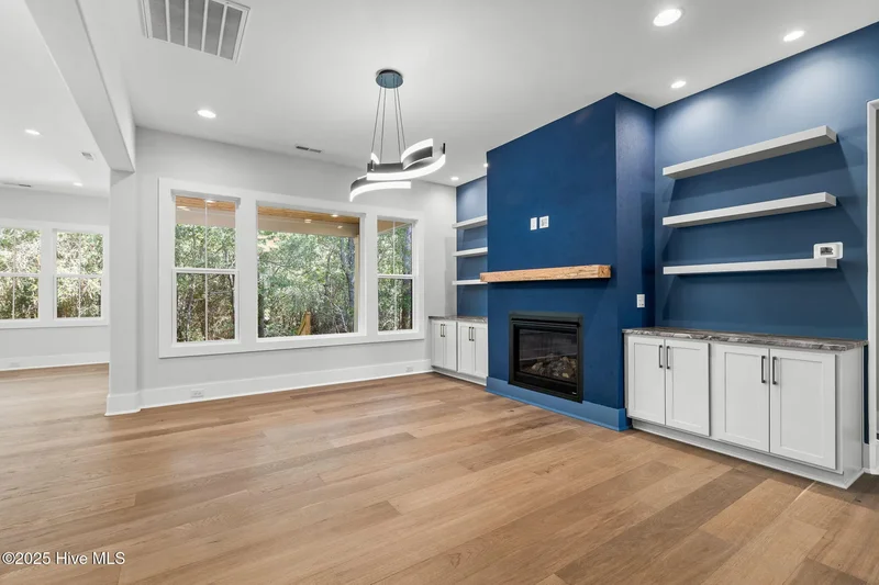 613 Riverwood Drive SE, Bolivia, North Carolina, United States. - Photo 17