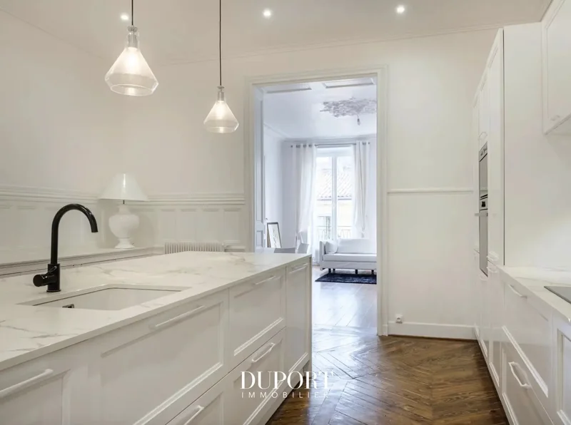 Bordeaux Apartment