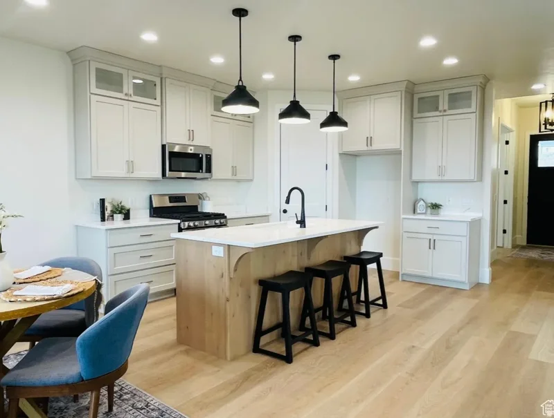 881 E 820 S, Woodland Hills, Utah, United States. - Photo 18