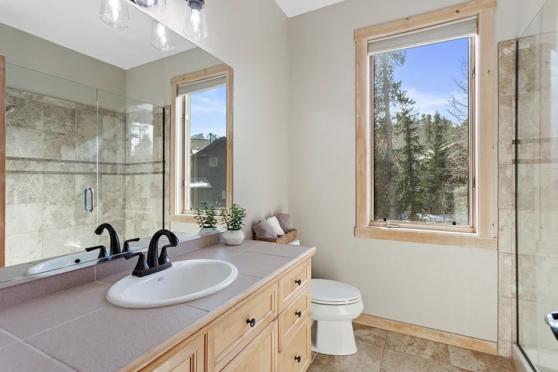 402 Kestrel Lane , Silverthorne, CO 80498, Silverthorne, Colorado, United States. - Photo 22