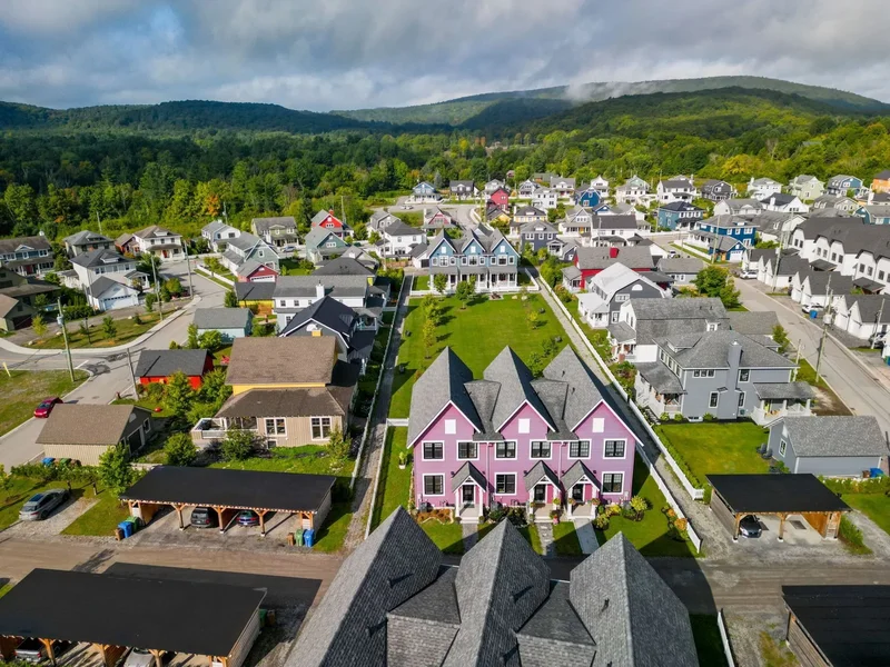 30 Ch. de Montpelier, Chelsea, Quebec, Canada. - Photo 6