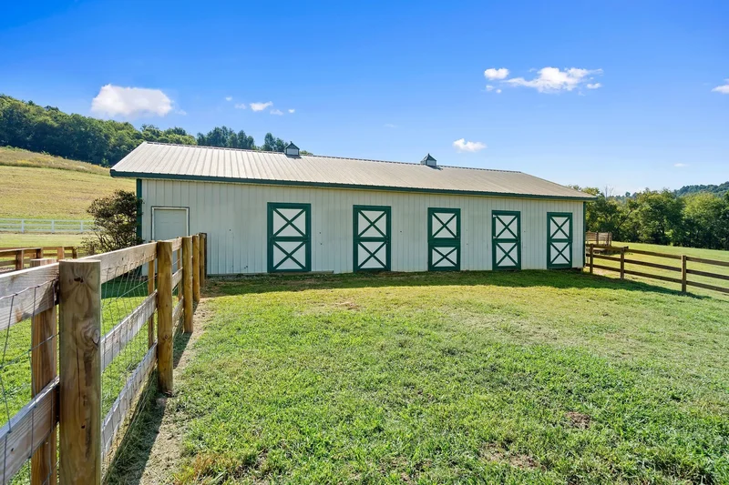 2131 Highway 130 W, Shelbyville, Tennessee, United States. - Photo 41
