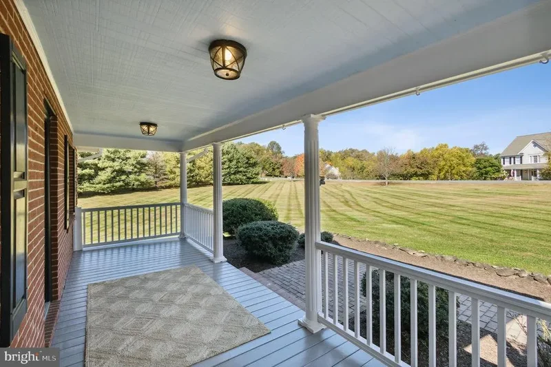18180 TURNBERRY DR DRIVE, ROUND HILL, VA 20141, Round Hill, Virginia, United States. - Photo 2