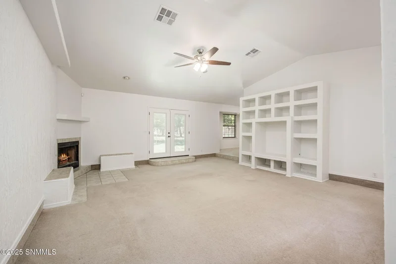 1810 S Fairacres Road, Las Cruces, NM 88005, Las Cruces, New Mexico, United States. - Photo 39