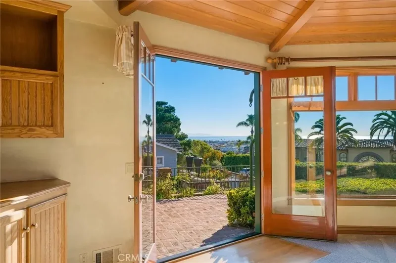 811 6th Street, Manhattan Beach, California, United States. - Photo 33