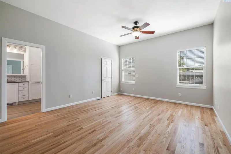 101304 N Billings Ct, West Richland, WA 99353, West Richland, Washington, United States. - Photo 15
