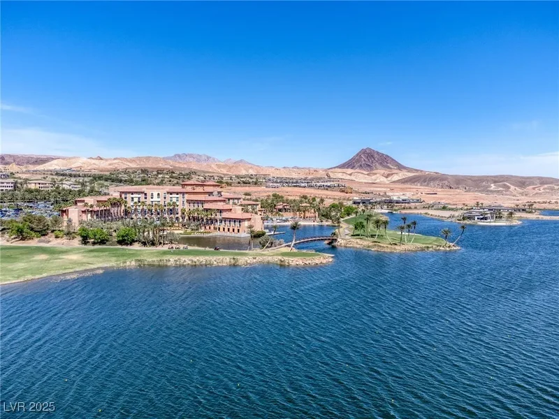 28 Vista Outlook Street, Henderson, NV 89011, Henderson, Nevada, United States. - Photo 26