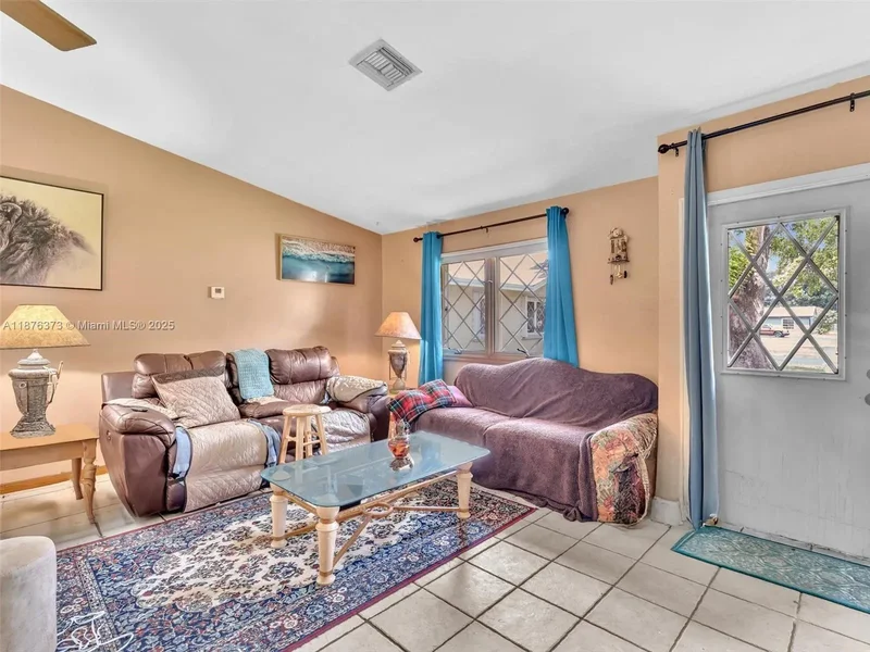 5310 SW 109th Ave, Davie, FL 33328, Davie, Florida, United States. - Photo 70
