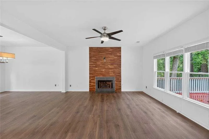 1095 Northpointe Trace, Roswell, Georgia, United States. - Photo 11