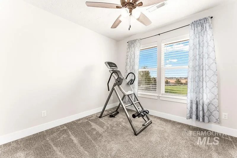 7063 S Pear Blossom Way, Meridian, ID 83642, Meridian, Idaho, United States. - Photo 18