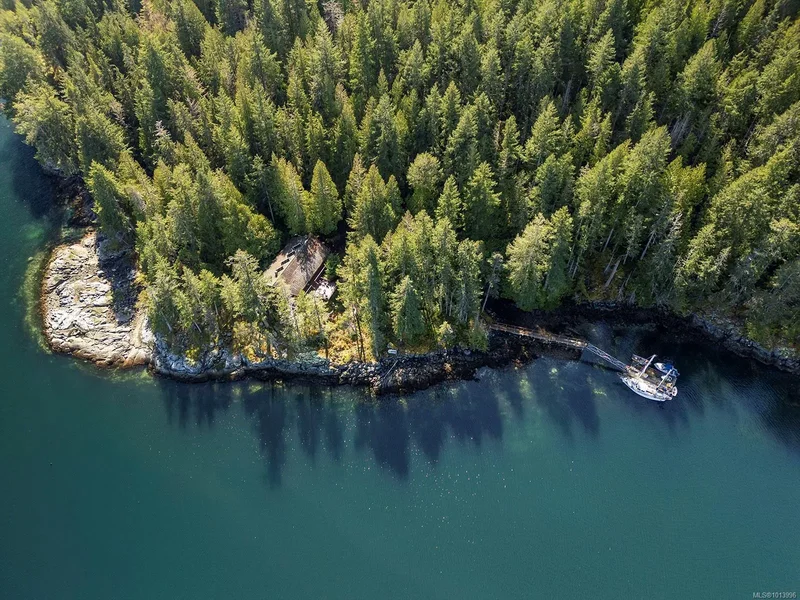 651 Gorge Harbour, Strathcona B, British Columbia, Canada. - Photo 35