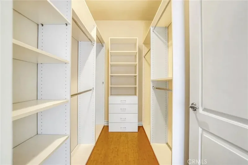 11923 Darlington Avenue 302, Los Angeles, California, United States. - Photo 19