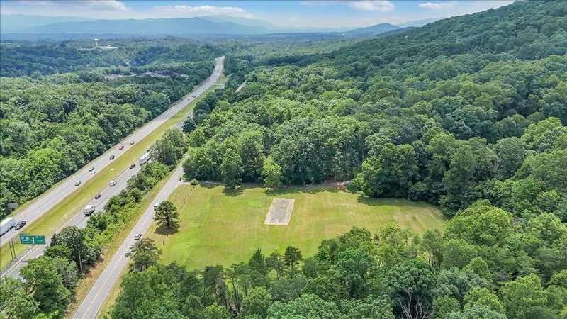 3054 Loch Haven DR, Roanoke, VA 24019, Cloverdale, Virginia, United States. - Photo 106