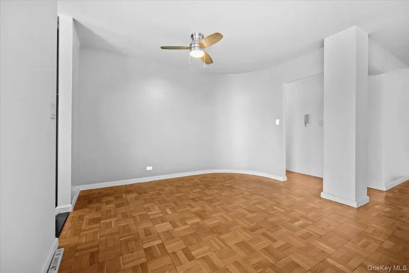 750 Kappock Street, New York, New York, United States. - Photo 6