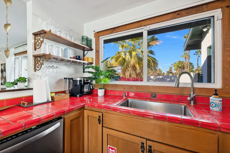 745 E Sunny Dunes Road, Palm Springs, CA 92264, Palm Springs, California, United States. - Photo 13