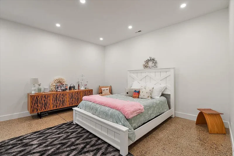 329 N Lakeshore Drive, Holland, MI, 49424, USA, West Olive, Michigan, United States. - Photo 96