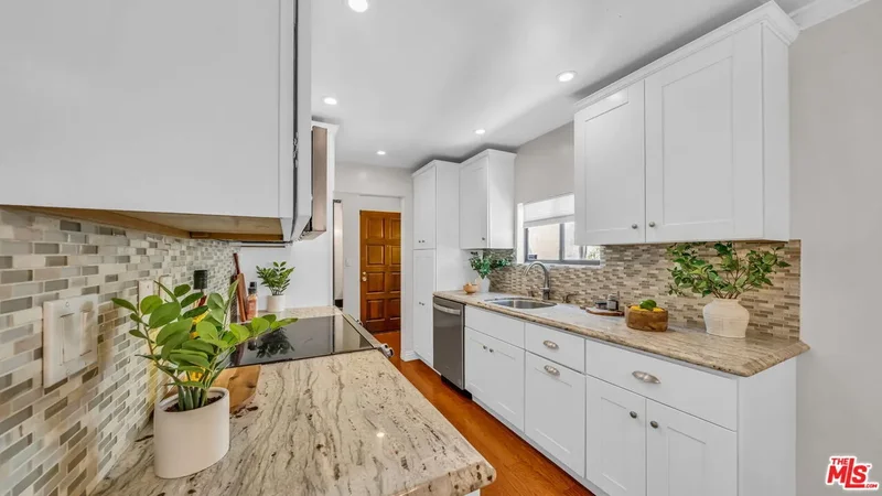 1130 9th St, Santa Monica, California, United States. - Photo 13