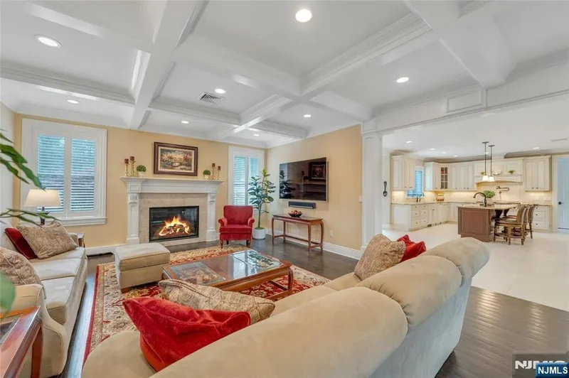 35 Hampshire Hill Rd, Upper Saddle River, NJ 07458, Saddle River, New Jersey, United States. - Photo 21