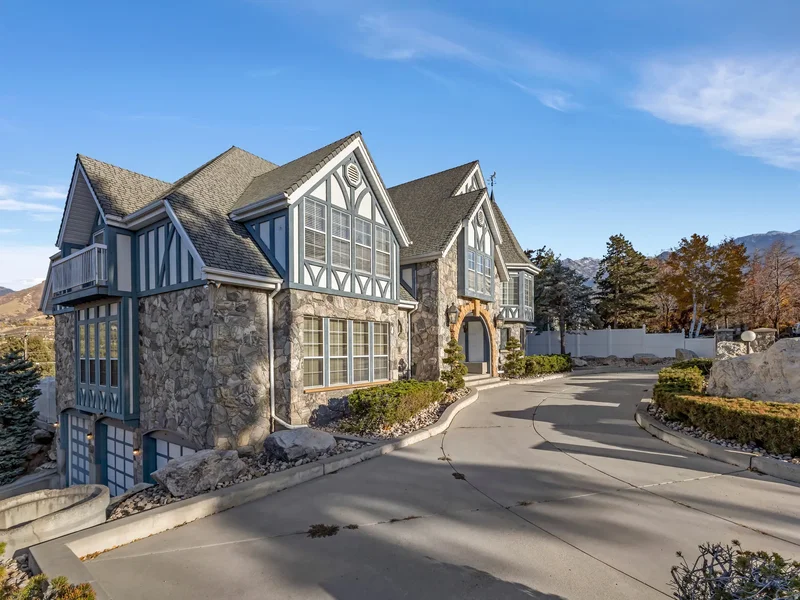8585 S MT MAJESTIC RD E, Sandy, Utah, United States. - Photo 3