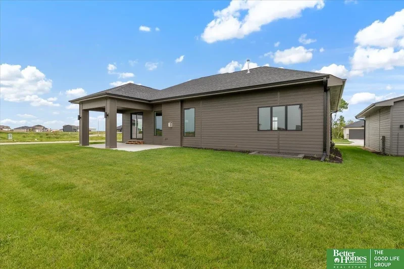 5924 N 208 Street, Elkhorn, NE 68022, Omaha, Nebraska, United States. - Photo 48