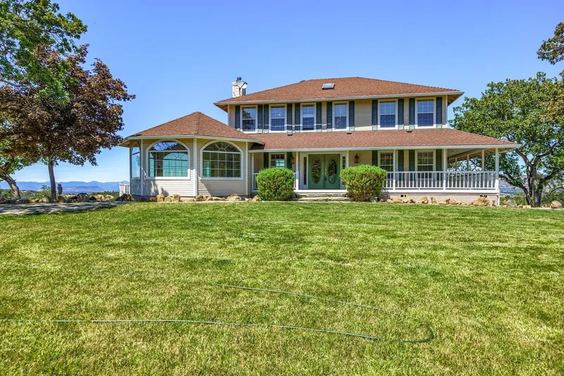5311 Pioneer Road, Medford, OR, 97501, USA, Medford, Oregon, United States. - Photo 5