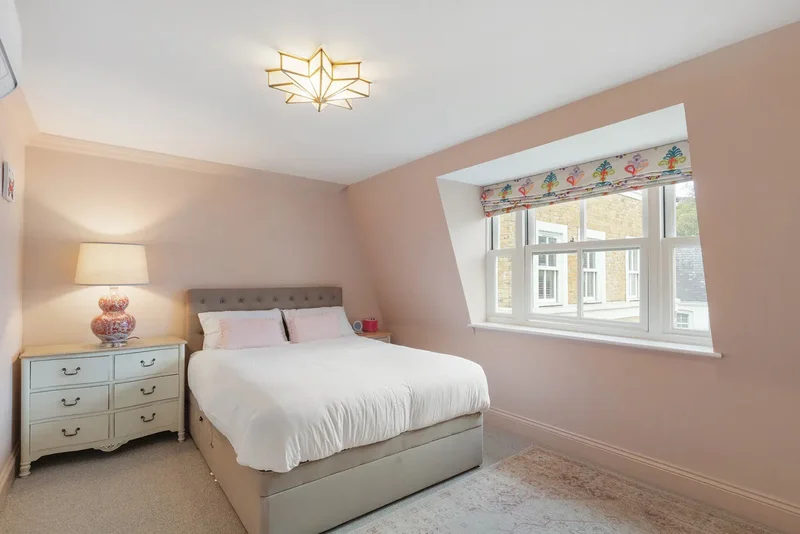 South End Row, London, W8, London, England, United Kingdom. - Photo 31