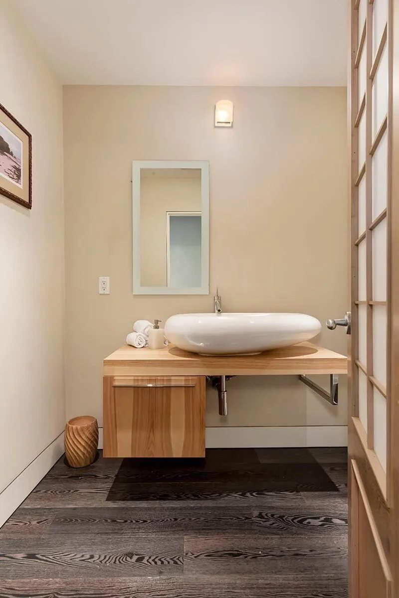 831 Georgina Avenue , Santa Monica, CA 90402, Santa Monica, California, United States. - Photo 24