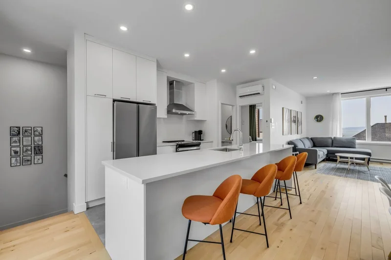 14 Rue du Minot-de-Pommes, Sainte-Brigitte-de-Laval, Quebec, Canada. - Photo 3